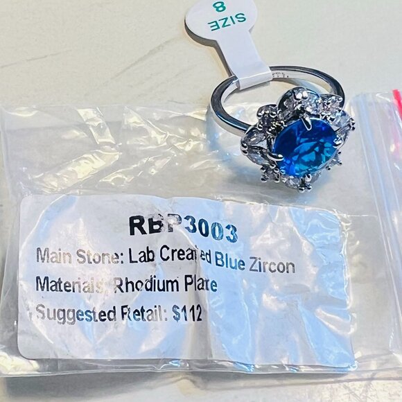 Ring Bomb Party Ring # 3003, Size 8 - Picture 2 of 4